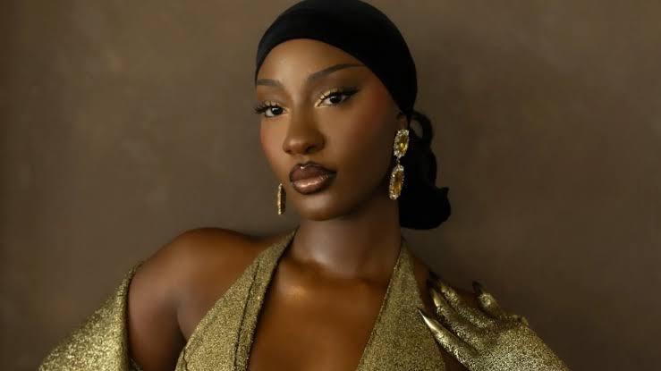 Tems Biography: Age, Family, Education, Career, Net Worth